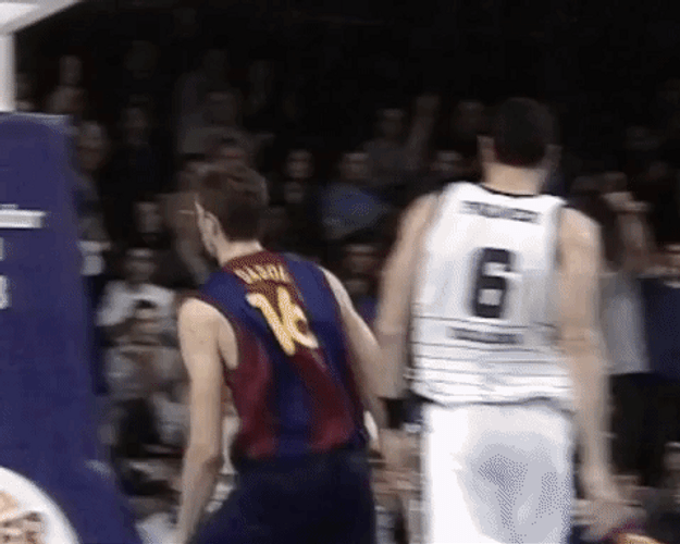 Pau Gasol Running Around GIF