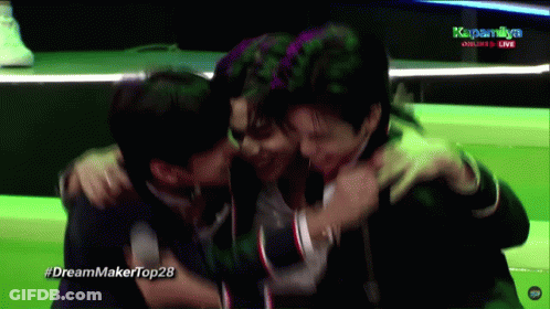 People Hugging #Dreammakertop28 GIF