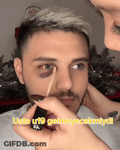 Person Applying Makeup To Man Usta U19 Gelmeyecekiydi GIF