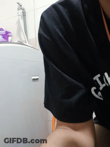 Person In Black Shirt Saying I'm GIF
