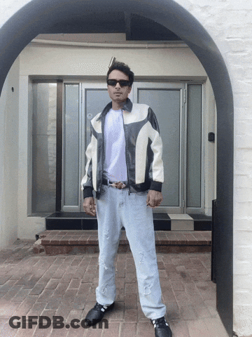 Person Wearing Red Sunglasses In Apex Legends GIF
