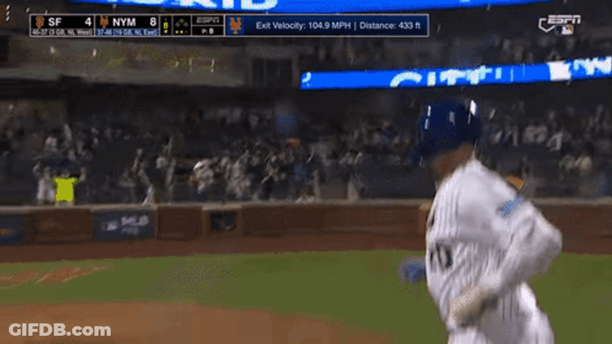 Pete Alonso Jog GIF