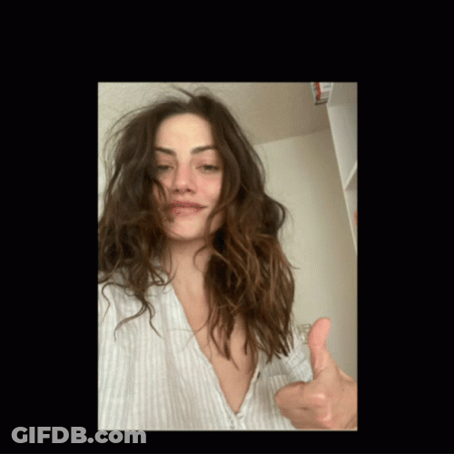 Phoebe Tonkin Photos GIF