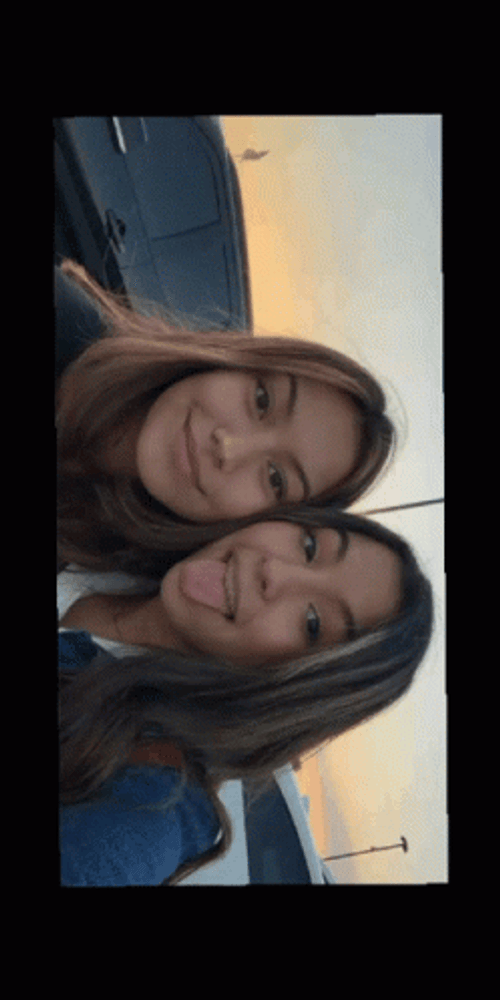 Phone Images Scroll Cute Girls GIF