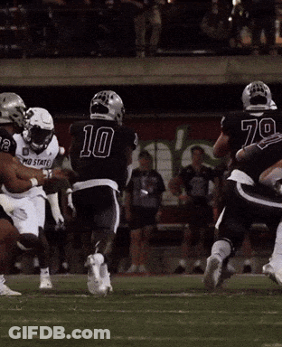 Player Number 10 On Jersey GIF