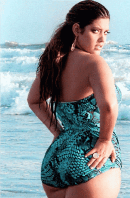 Plus-Sized Model GIF