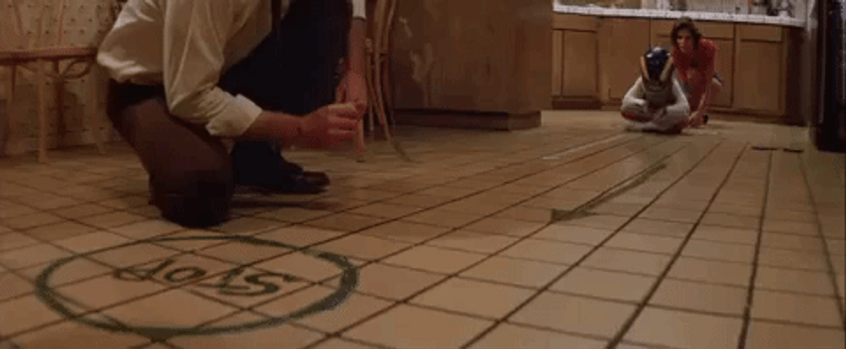 Poltergeist Carol Anne Freeling Heather O'Rourke GIF