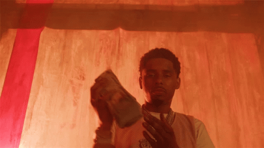 Pooh Shiesty Showing Big Stack Of Money GIF
