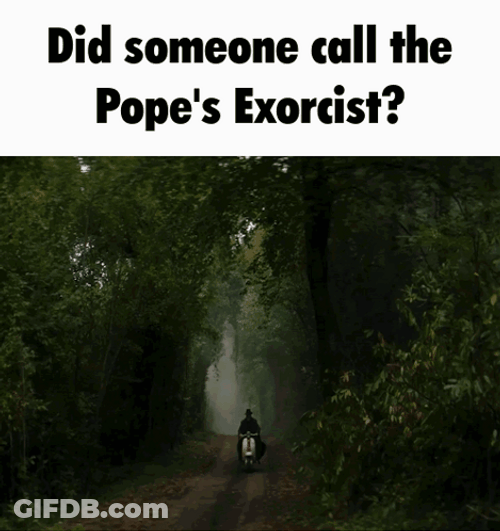 Pope's Exorcist Russel Crowe Mobile GIF