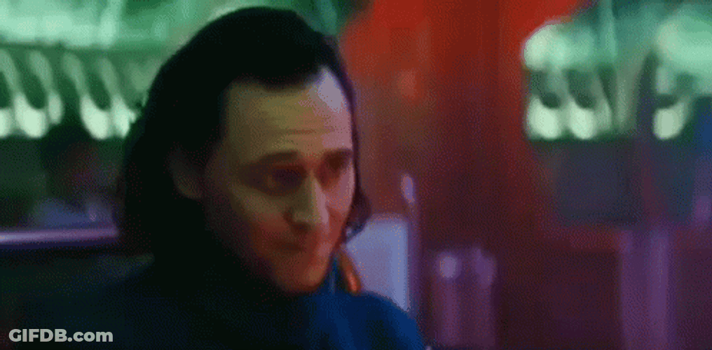 Porque No Los Dos Loki Tom Hiddleston Marvel GIF