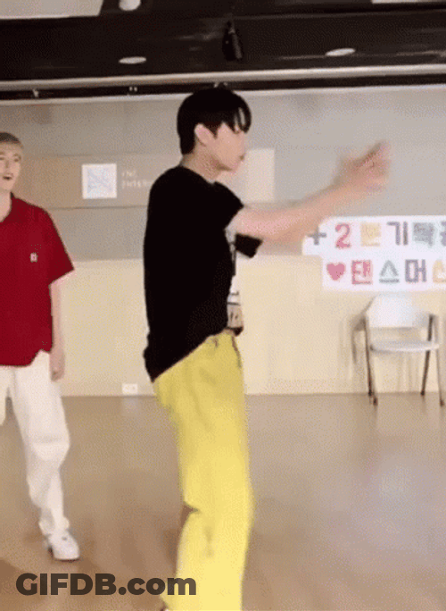 Practicing Intak Twerking Among Us Meme GIF