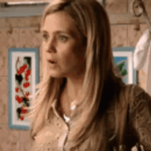 Preppy Carminha GIF