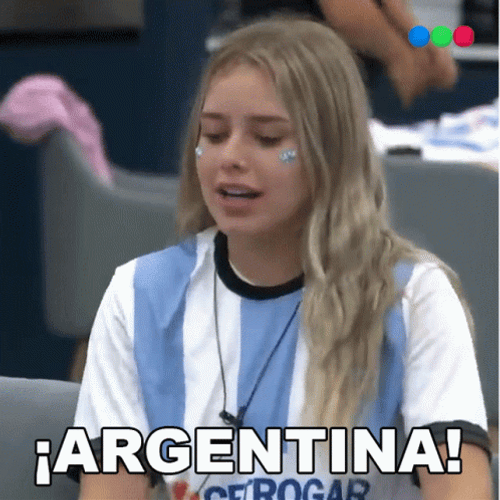 Pretty Lady Singing For Argentina GIF