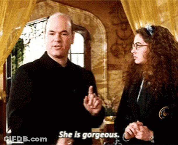 Princess Diaries Mia Thermopolis And Paolo GIF