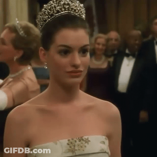 Princess Diaries Mia Thermopolis Bowing GIF