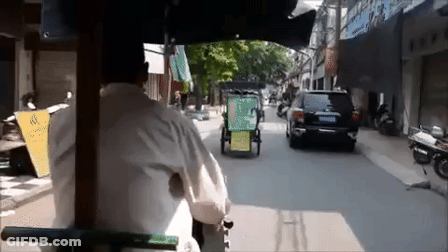 Public Transportation In China GIF