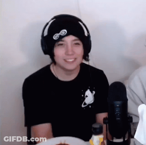 Quackity Stream Meal Nod Head GIF