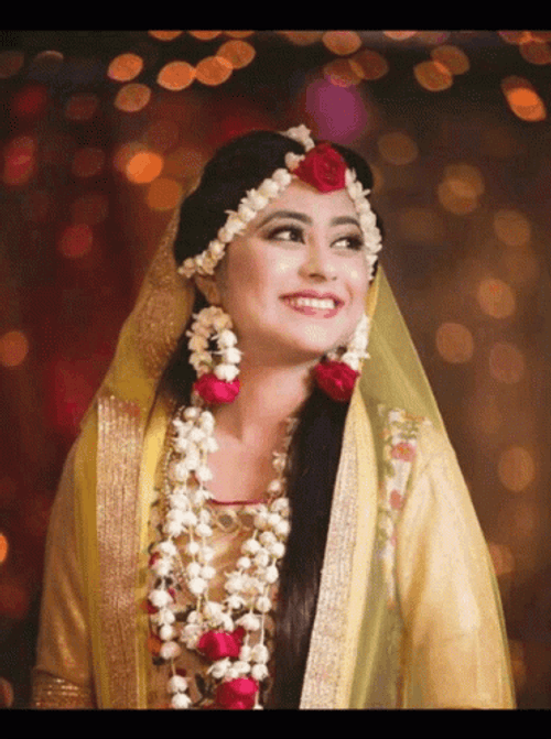 Real Floral Bride Pose GIF