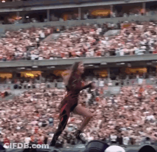 Reputation Taylor Running GIF