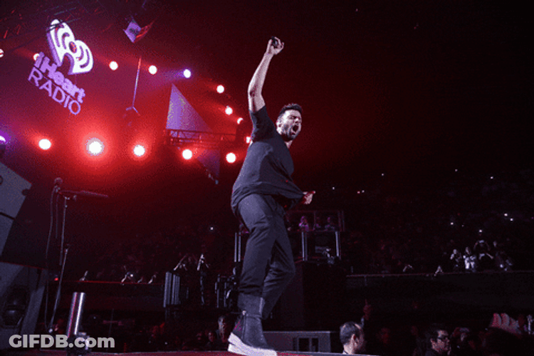 Ricky Martin Fiesta Latina 2014 GIF