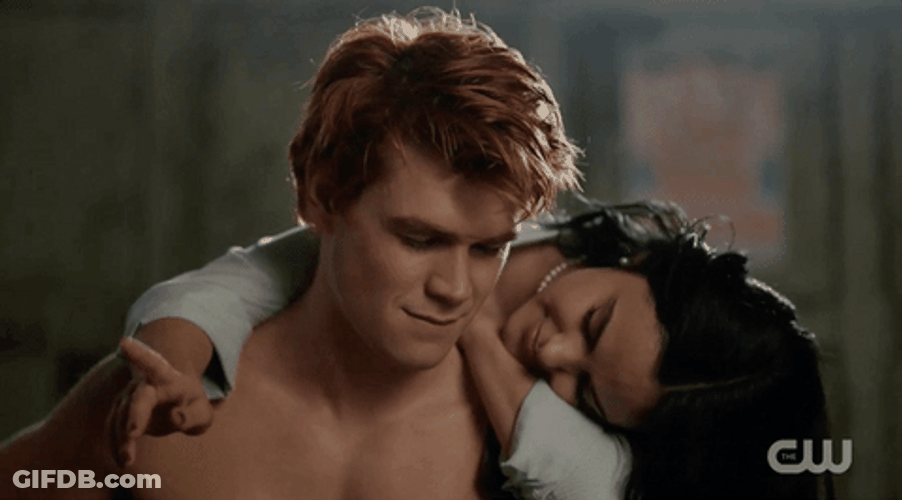 Riverdale Veronica Hugging Archie GIF