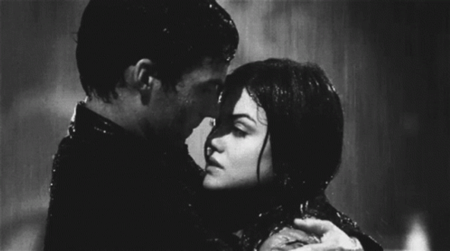 Romantic Hug Lovers Rain Pretty Little Liars GIF