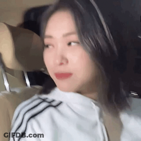 Ryujin Itzy GIF