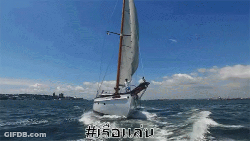 Sailboat Going Through Ocean # ເຣືອ ແລນ GIF