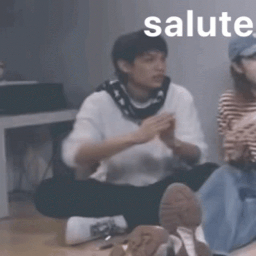 Salute Duan Xingxing GIF