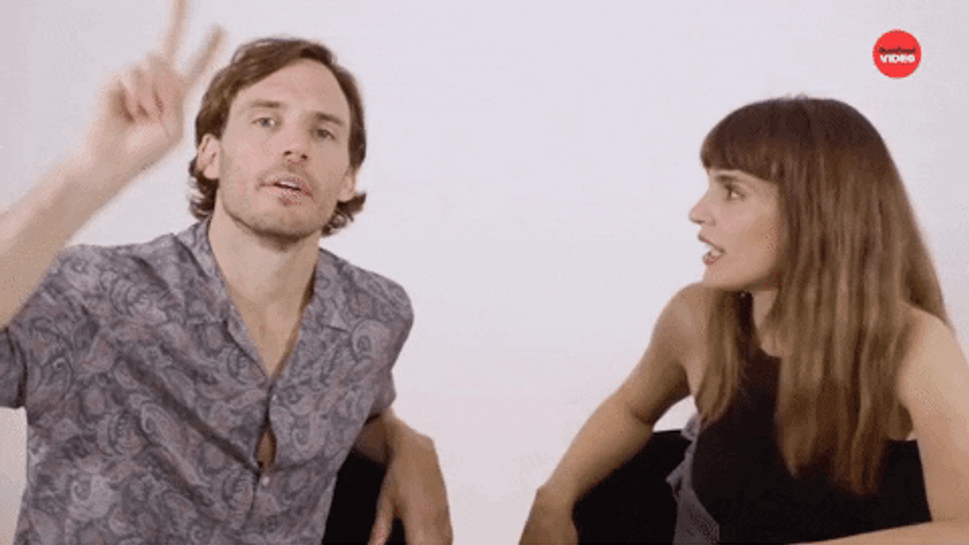 Sam Claffin Gracias GIF