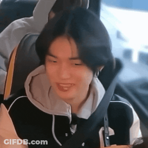 Sanromii Yeonjun Txt GIF