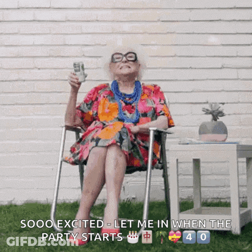 Santa Hat Man Can Win With Jolly Fellows GIF