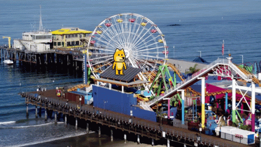 Santa Monica DooggiesWorld NFT GIF