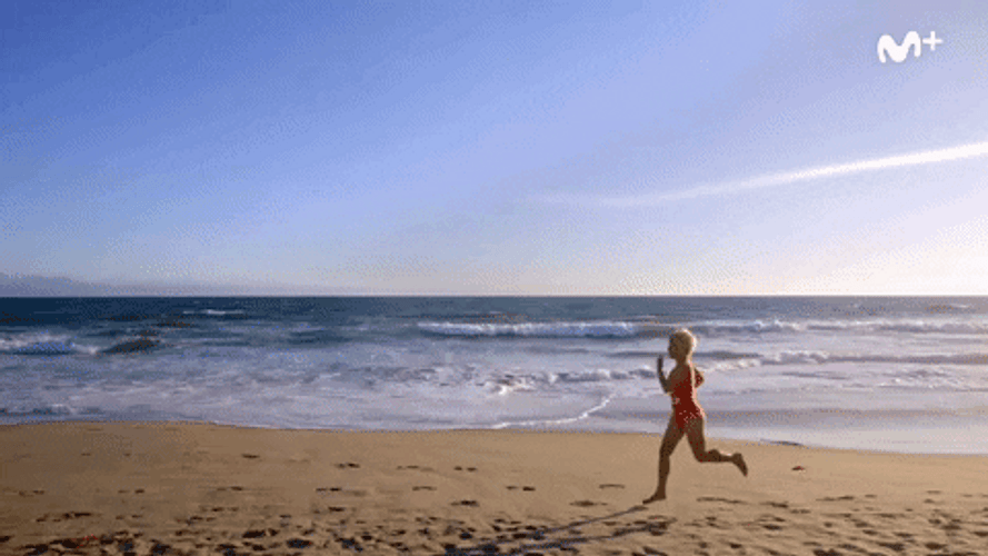 Santa Monica Playa Susi Caramelo GIF
