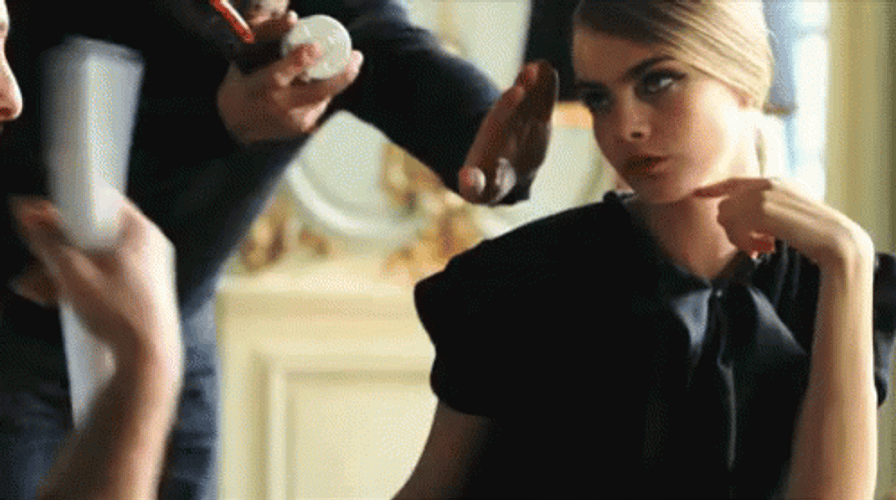 Sassy Cara Delevingne Glam Make-Up GIF