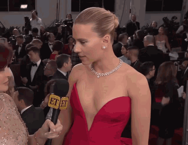 Scarlett Johansson Golden Globes 2020 GIF