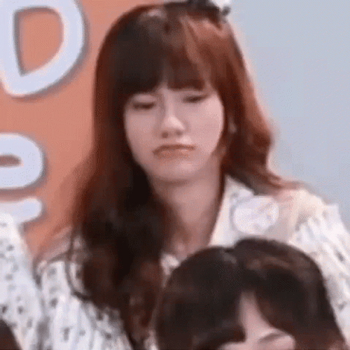 Scratching My Head Woman Poutng Confused GIF