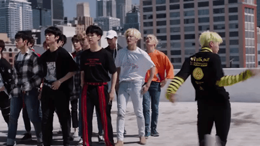 Seventeen Don't Wanna Cry GIF