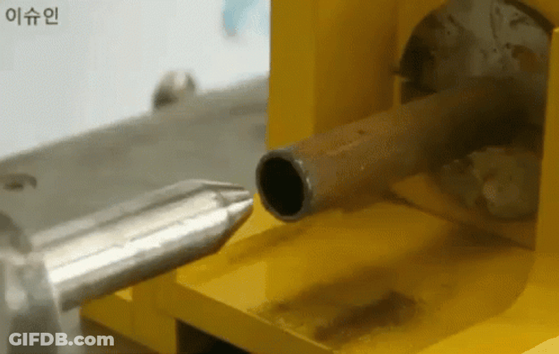 Shaft Expanding Pipe Machine GIF