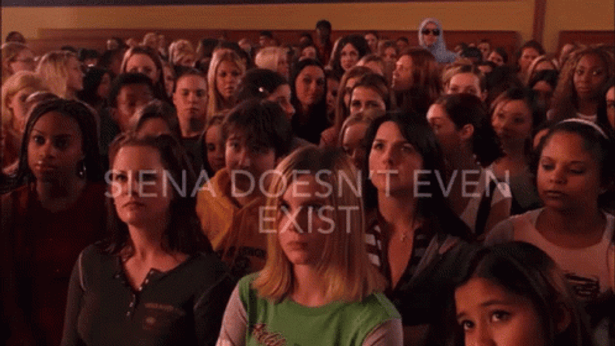 She Doesn't Even Go Here Siena Meme GIF