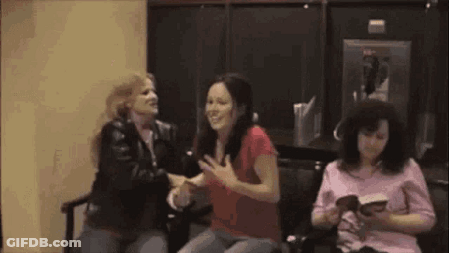 She Don't Care Her Friend Faint GIF