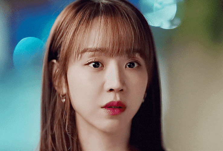 Shin Hye-Sun Nodding Head GIF