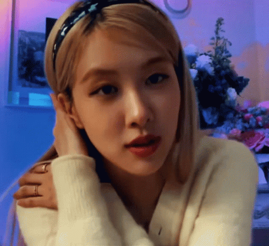 Shocked Blackpink Rose GIF