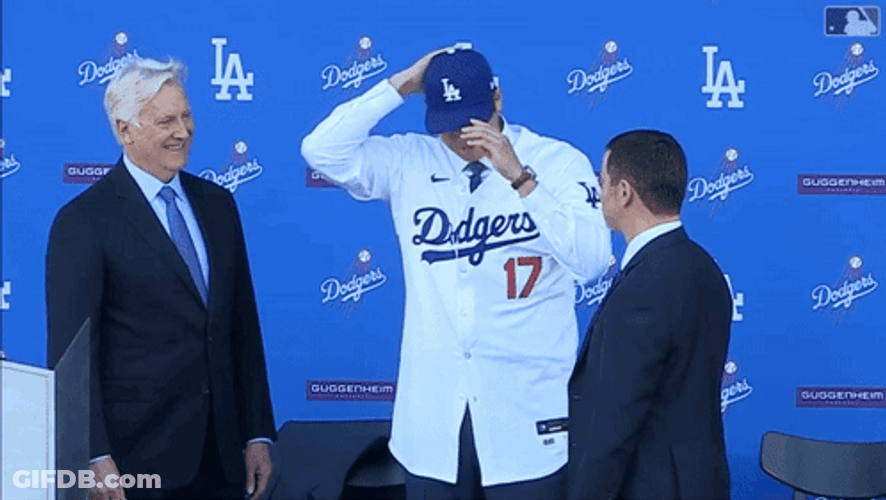 Shohei Ohtani Shake Hands GIF