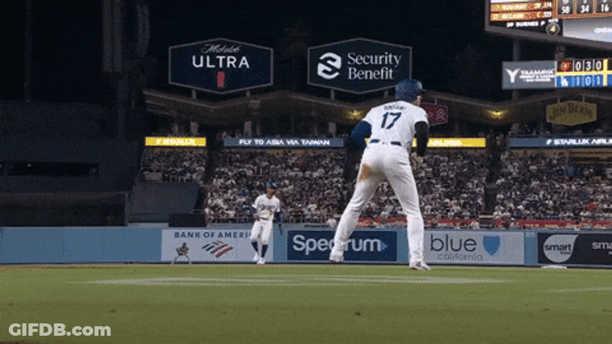 Shohei Ohtani Trying To Catch The Ball GIF