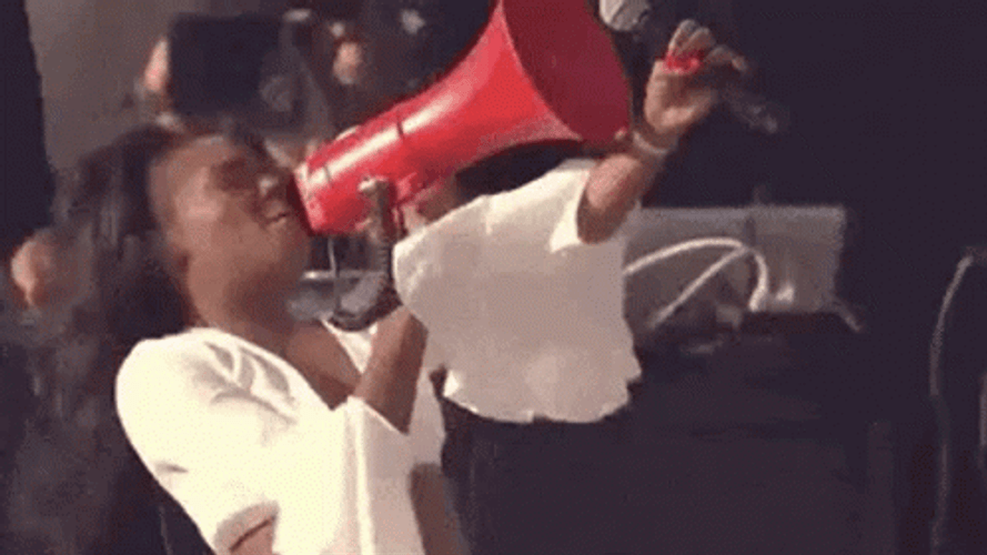 Shouting Azealia Banks Rapper Megaphone GIF