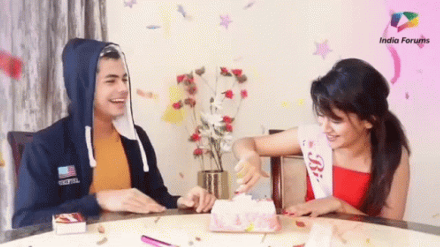 Sidneet Simple Birthday Celebration GIF