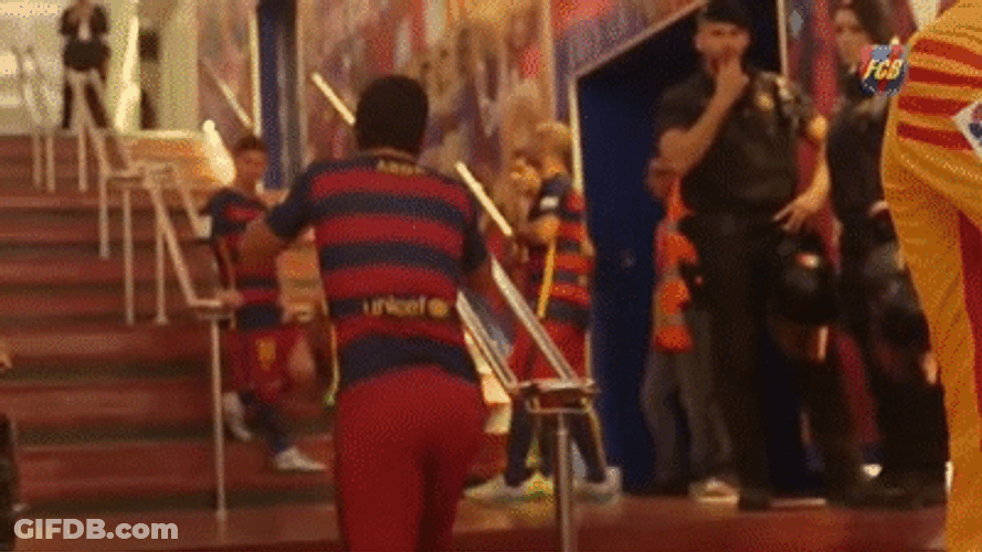 Simple Messi Team Chitchat GIF