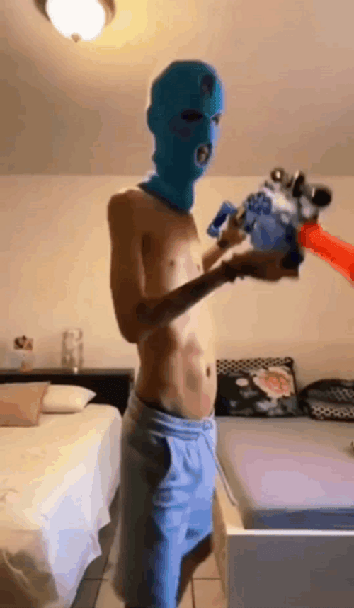 Skinny Robber Man GIF