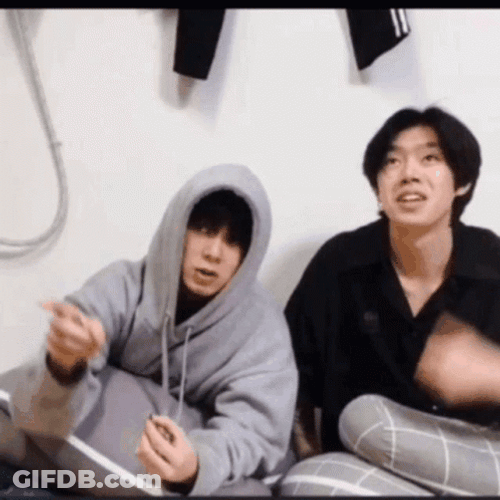 Smile And Wave Boys GIF